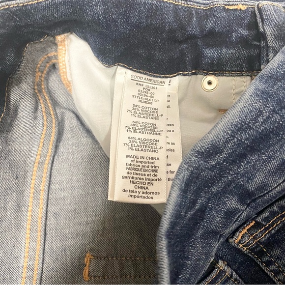 Good American Good Legs Crop Distressed Skinny Jeans NWT - Picture 10 of 10